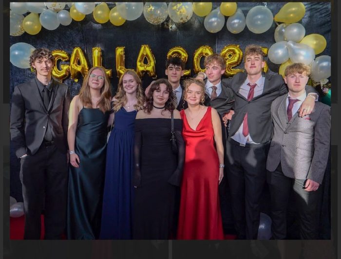 FG ♥️ GALLA
Tak for den skønneste, flotteste og sjoveste gallafest. 
Tak for alle jeres transitionsvideoer - vi tager stadig i mod på @frederiksberggymnasium frem til søndag kl 20 med flotte præmier på spil. 

@malik_.vang fangede et par pletskud fra Galla- kæmpe credit. 

#frederiksberggymnasium 
#galla